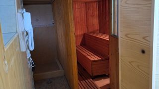 Продава сграда в район Зона Б-5, София (2)