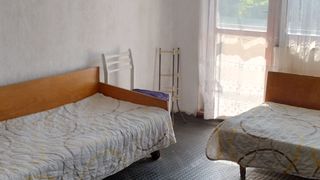 Продава гарсониера (4)