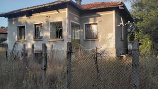 Къща в с. Рельово (7)