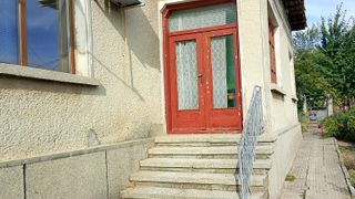 къща (3)