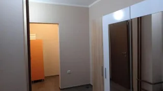 Тристаен Наеми, Надежда 1, София (6)
